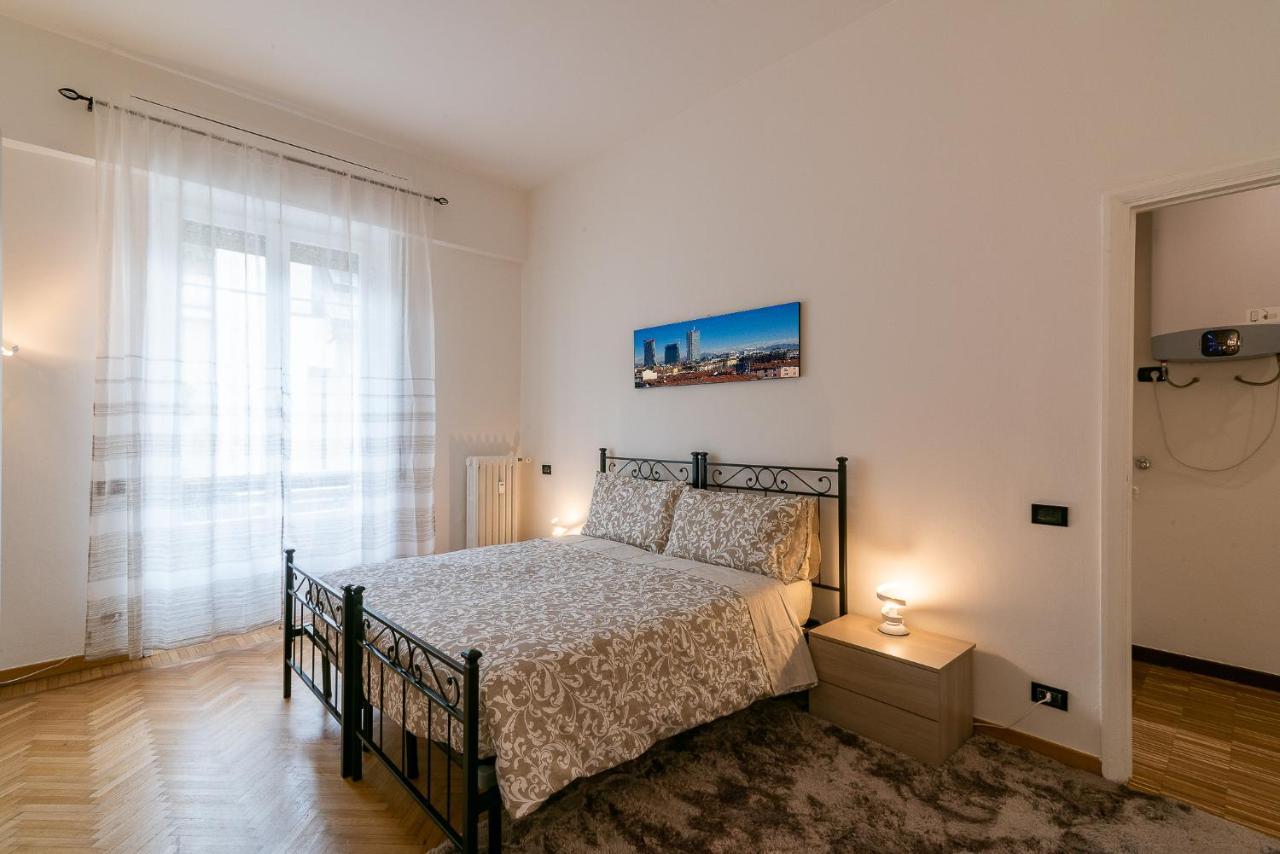Vittoria 2 Lägenhet Milano Exteriör bild